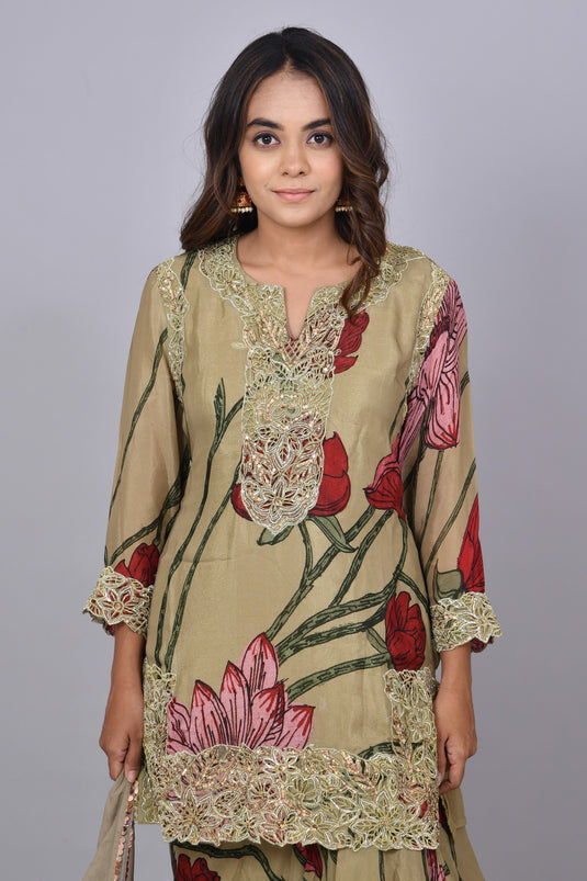 Urban Chic Top Ensemble