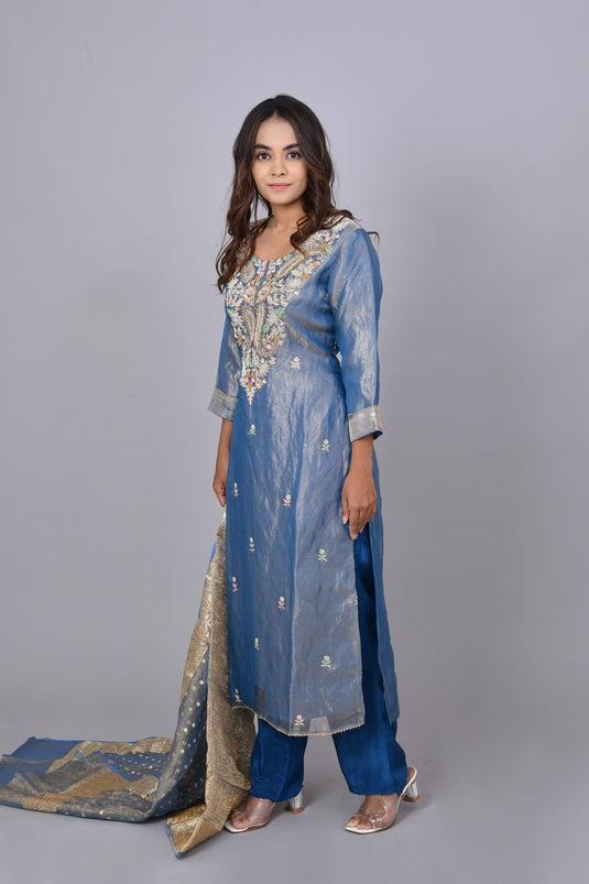 Desi Modernity Kurta Set